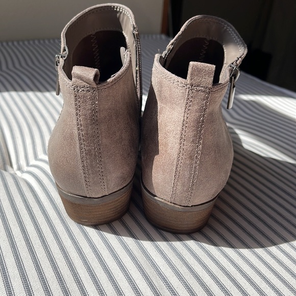 Taupe Ankle Booties size 9 - Picture 3 of 4